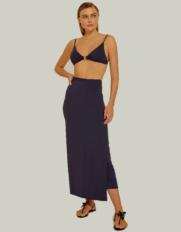 Women’s cover-up resort glow -Knot Touch Sarong Indigo Blue