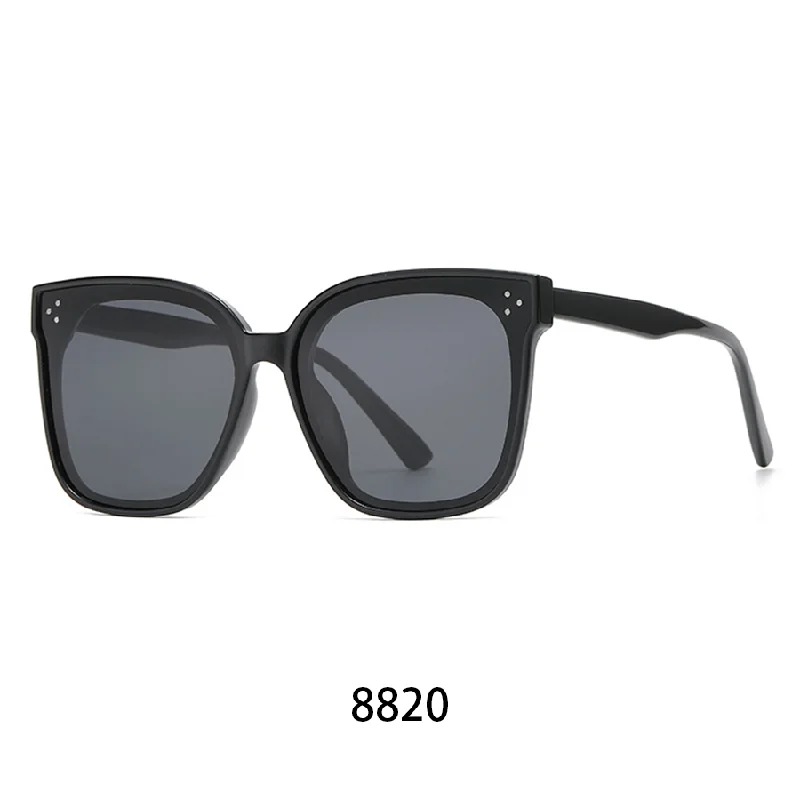 Black 8820