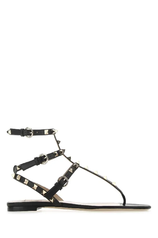 Women’s sandals modern twist -VALENTINO GARAVANI Rockstud Leather Thong Sandals