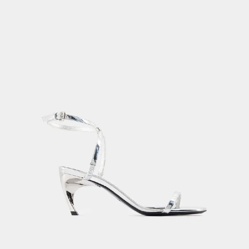 Women’s sandals island hop -ALEXANDER MCQUEEN Seal Heeled Sandals for Women - SS24 Collection