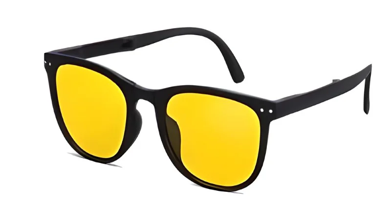 Black - Yellow lens